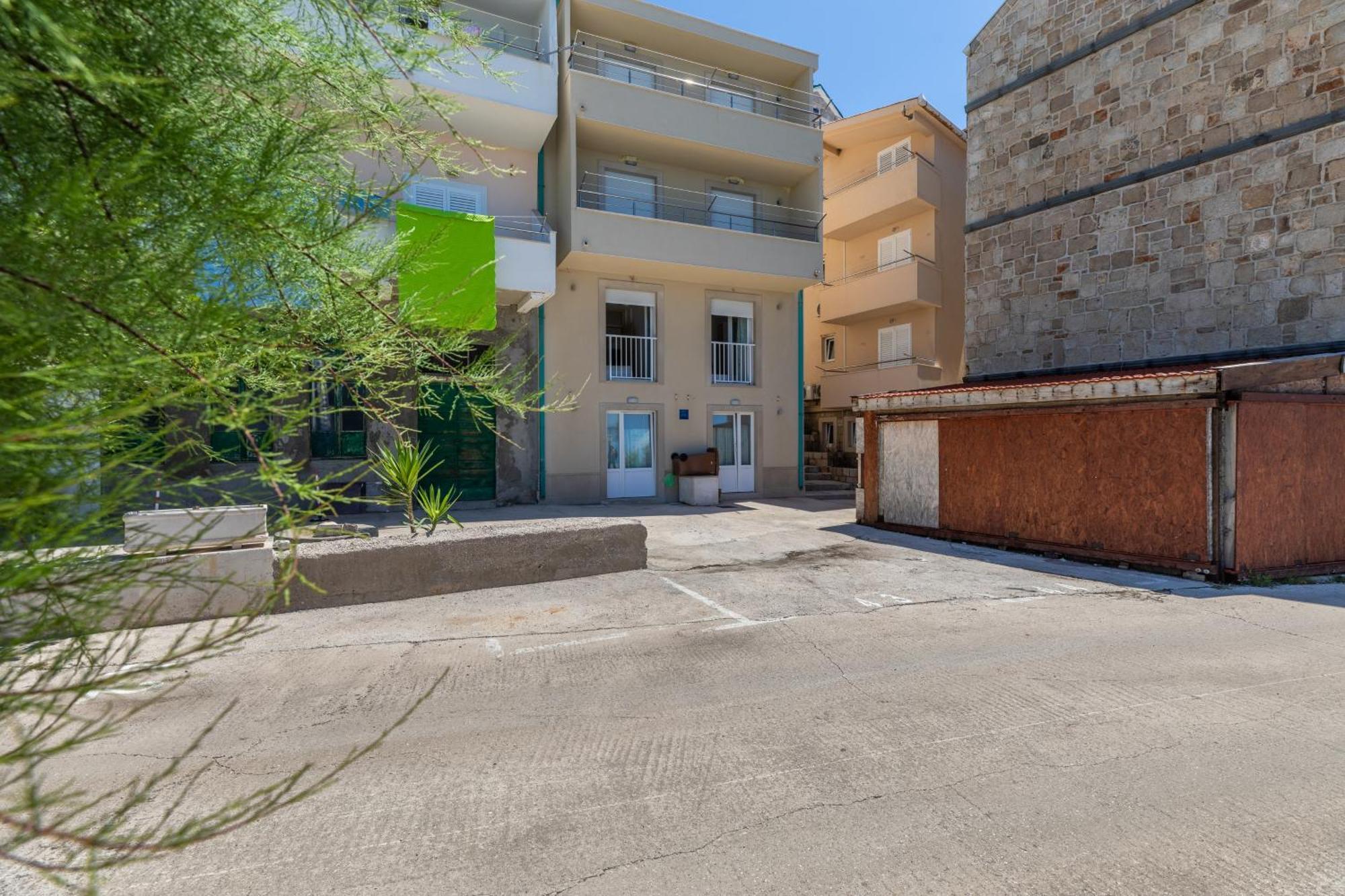 Apartments By The Sea Drasnice, Makarska - 6697 Exterior photo